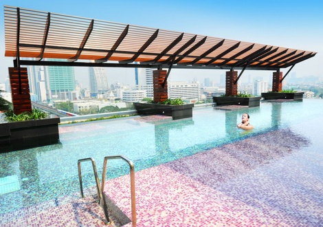 プール Mode Sathorn Hotel Bangkok